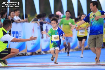 BINH DUONG NEW CITY HALF MARATHON 2024 - Ảnh #1728970