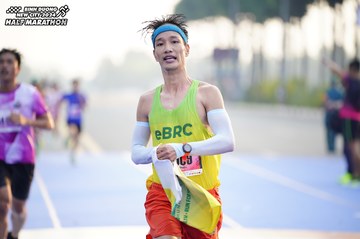 BINH DUONG NEW CITY HALF MARATHON 2024 - Ảnh #1756938
