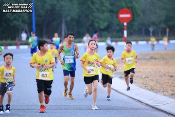 BINH DUONG NEW CITY HALF MARATHON 2024 - Ảnh #1726365