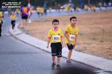 BINH DUONG NEW CITY HALF MARATHON 2024 - Ảnh #1726814