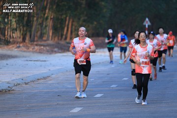BINH DUONG NEW CITY HALF MARATHON 2024 - Ảnh #1771903