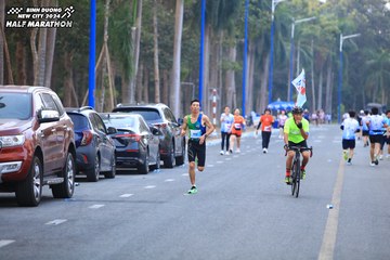 BINH DUONG NEW CITY HALF MARATHON 2024 - Ảnh #1755444