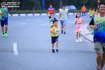 BINH DUONG NEW CITY HALF MARATHON 2024 - Ảnh #1726393