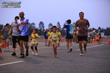 BINH DUONG NEW CITY HALF MARATHON 2024 - Ảnh #1728331