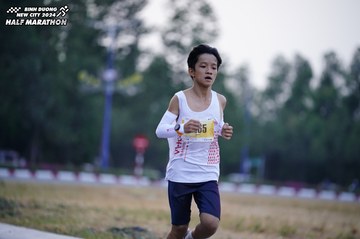 BINH DUONG NEW CITY HALF MARATHON 2024 - Ảnh #1724547