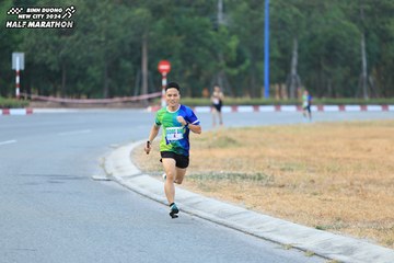 BINH DUONG NEW CITY HALF MARATHON 2024 - Ảnh #1735205
