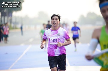 BINH DUONG NEW CITY HALF MARATHON 2024 - Ảnh #1756939