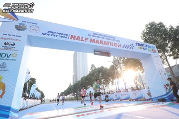 BINH DUONG NEW CITY HALF MARATHON 2024 - Ảnh #1819783