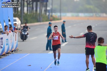 BINH DUONG NEW CITY HALF MARATHON 2024 - Ảnh #1738521