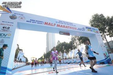 BINH DUONG NEW CITY HALF MARATHON 2024 - Ảnh #1821661