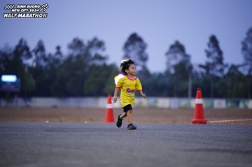 BINH DUONG NEW CITY HALF MARATHON 2024 - Ảnh #1725946