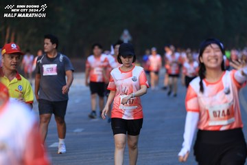 BINH DUONG NEW CITY HALF MARATHON 2024 - Ảnh #1772010