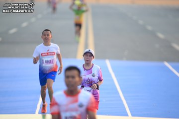 BINH DUONG NEW CITY HALF MARATHON 2024 - Ảnh #1738393