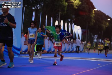 BINH DUONG NEW CITY HALF MARATHON 2024 - Ảnh #1729177