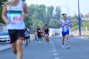 BINH DUONG NEW CITY HALF MARATHON 2024 - Ảnh #1766039