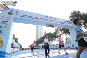 BINH DUONG NEW CITY HALF MARATHON 2024 - Ảnh #1821493