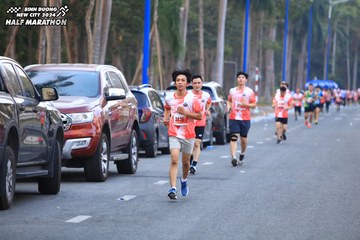 BINH DUONG NEW CITY HALF MARATHON 2024 - Ảnh #1756267