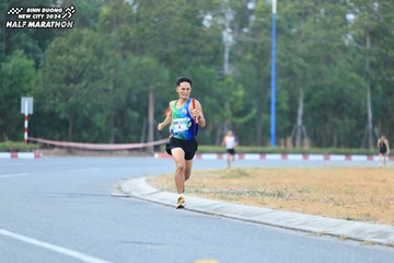 BINH DUONG NEW CITY HALF MARATHON 2024 - Ảnh #1735423
