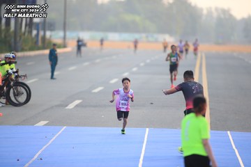 BINH DUONG NEW CITY HALF MARATHON 2024 - Ảnh #1739312