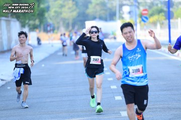 BINH DUONG NEW CITY HALF MARATHON 2024 - Ảnh #1770186