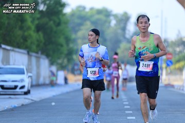 BINH DUONG NEW CITY HALF MARATHON 2024 - Ảnh #1764722