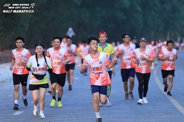 BINH DUONG NEW CITY HALF MARATHON 2024 - Ảnh #1750872
