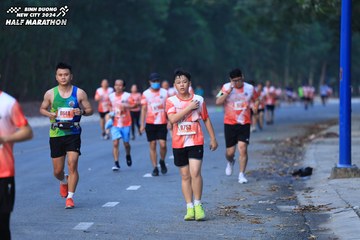 BINH DUONG NEW CITY HALF MARATHON 2024 - Ảnh #1750371