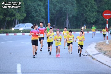 BINH DUONG NEW CITY HALF MARATHON 2024 - Ảnh #1726306