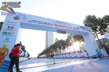 BINH DUONG NEW CITY HALF MARATHON 2024 - Ảnh #1819338