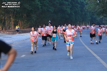 BINH DUONG NEW CITY HALF MARATHON 2024 - Ảnh #1772731
