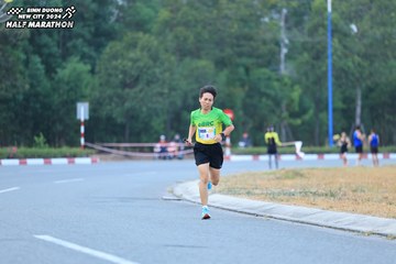 BINH DUONG NEW CITY HALF MARATHON 2024 - Ảnh #1735867