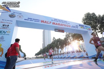 BINH DUONG NEW CITY HALF MARATHON 2024 - Ảnh #1819383