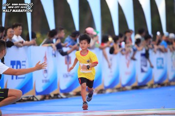 BINH DUONG NEW CITY HALF MARATHON 2024 - Ảnh #1728972
