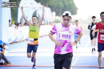 BINH DUONG NEW CITY HALF MARATHON 2024 - Ảnh #1758176