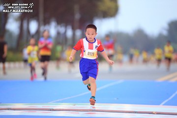BINH DUONG NEW CITY HALF MARATHON 2024 - Ảnh #1728928