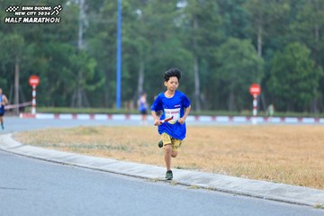 BINH DUONG NEW CITY HALF MARATHON 2024 - Ảnh #1735779