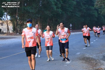 BINH DUONG NEW CITY HALF MARATHON 2024 - Ảnh #1750429