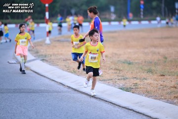BINH DUONG NEW CITY HALF MARATHON 2024 - Ảnh #1726449