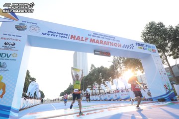 BINH DUONG NEW CITY HALF MARATHON 2024 - Ảnh #1819704