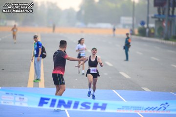 BINH DUONG NEW CITY HALF MARATHON 2024 - Ảnh #1738653