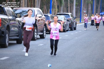 BINH DUONG NEW CITY HALF MARATHON 2024 - Ảnh #1755319