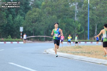 BINH DUONG NEW CITY HALF MARATHON 2024 - Ảnh #1735723