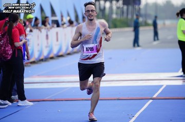 BINH DUONG NEW CITY HALF MARATHON 2024 - Ảnh #1770946