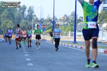BINH DUONG NEW CITY HALF MARATHON 2024 - Ảnh #1765703