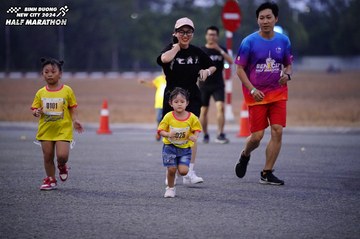 BINH DUONG NEW CITY HALF MARATHON 2024 - Ảnh #1725895