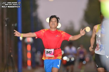BINH DUONG NEW CITY HALF MARATHON 2024 - Ảnh #1756583