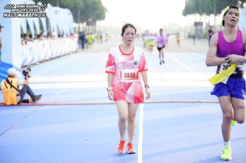BINH DUONG NEW CITY HALF MARATHON 2024 - Ảnh #1759148