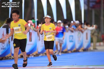 BINH DUONG NEW CITY HALF MARATHON 2024 - Ảnh #1728618