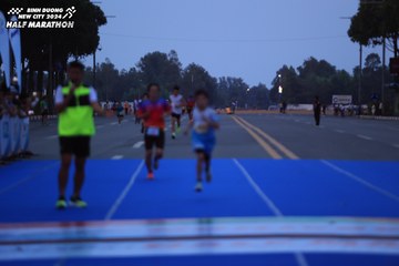 BINH DUONG NEW CITY HALF MARATHON 2024 - Ảnh #1729082