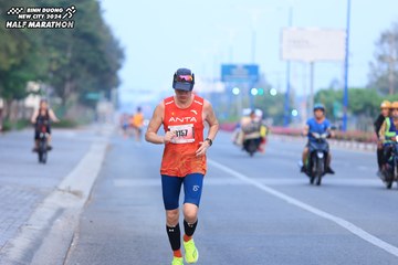 BINH DUONG NEW CITY HALF MARATHON 2024 - Ảnh #1765917